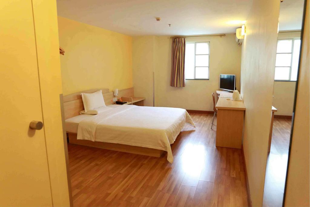 7Days Inn Chongqing Wanzhou District Gaosun Pond Chongbai חדר תמונה